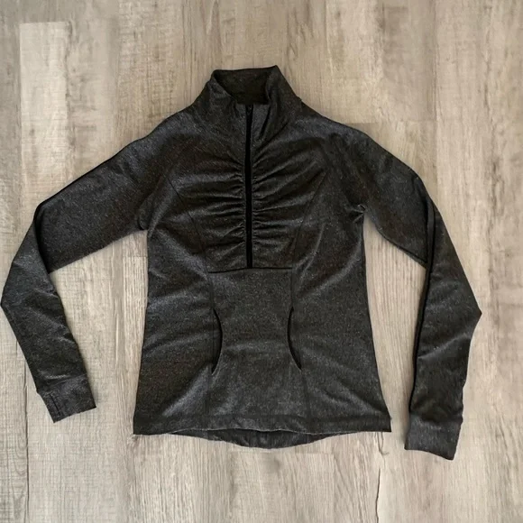 Sporty shirt - Picture 7 of 8